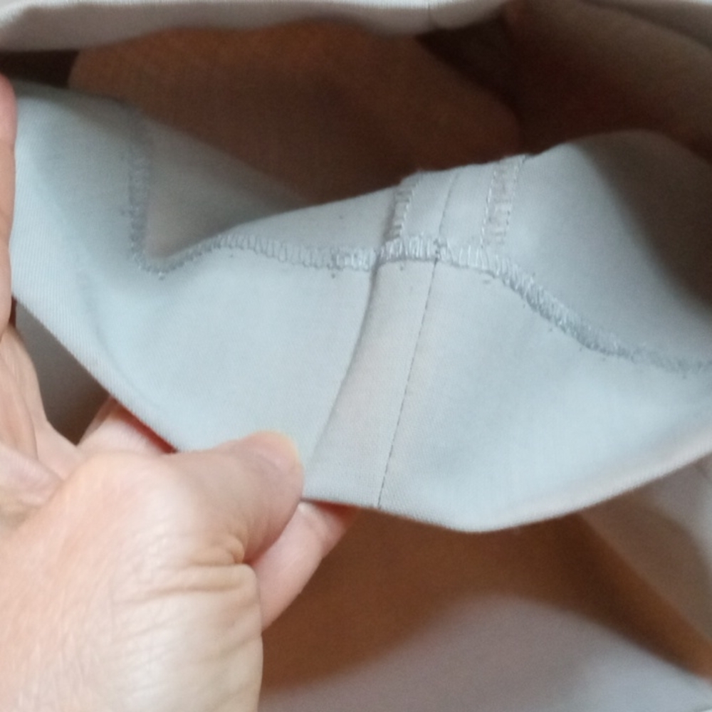 Trousers - Picture 5 of 9